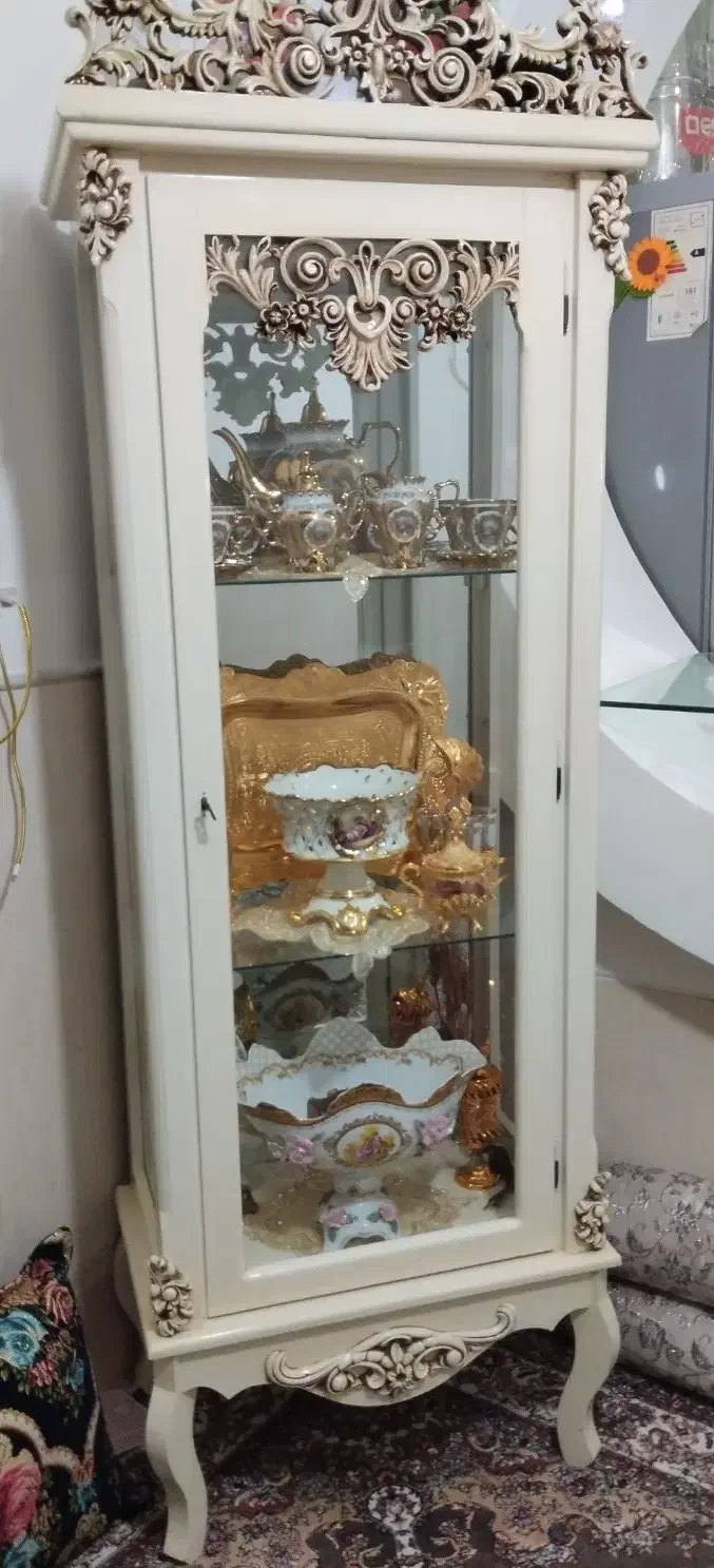 بوفه و میز تلویزیون گلیم|بوفه، ویترین، کنسول|قم, ولیعصر|دیوار