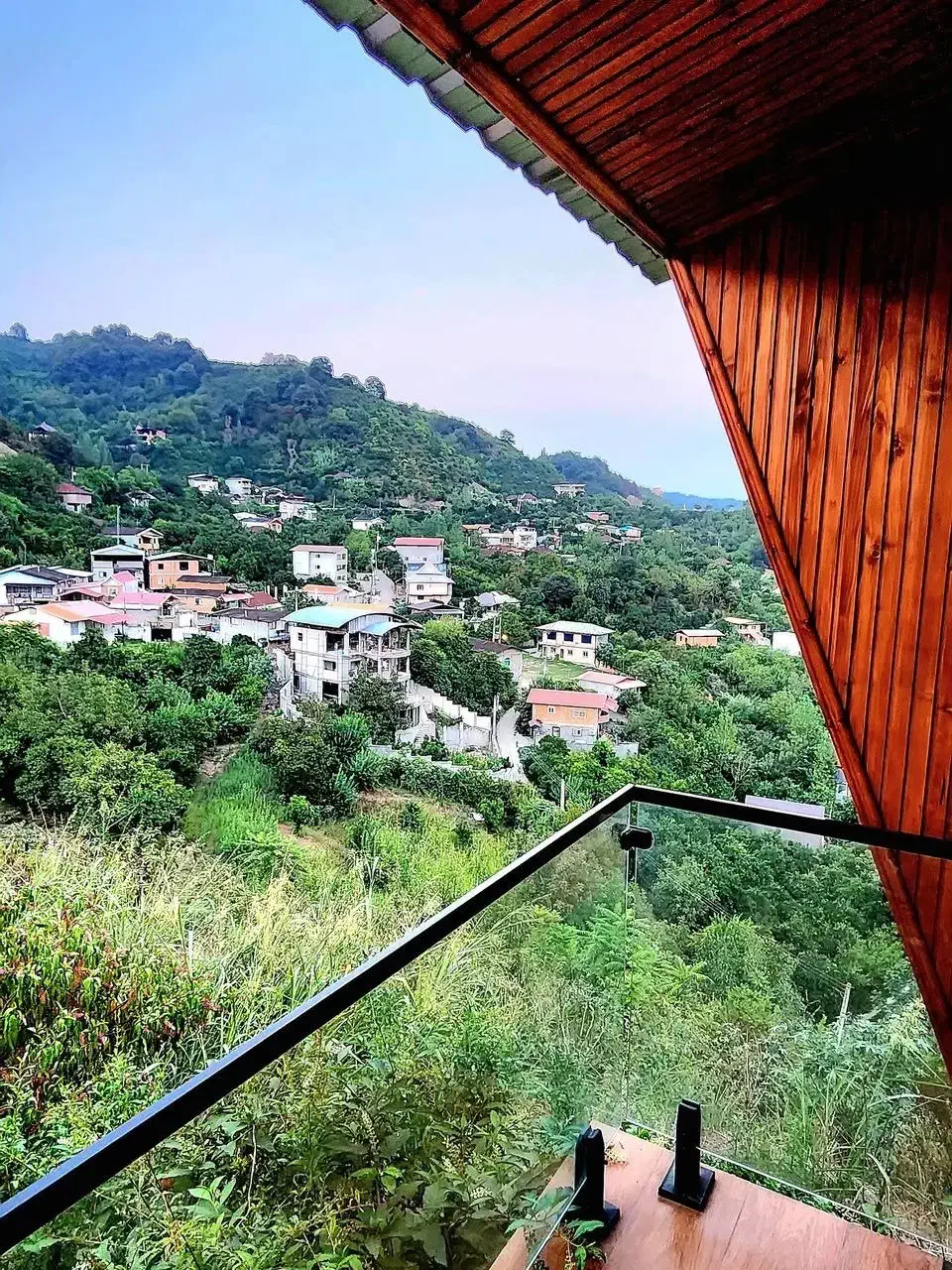 کلبه Vip با جکوزی داخل لفور|اجارهٔ کوتاهمدت ویلا و باغ|آلاشت, |دیوار