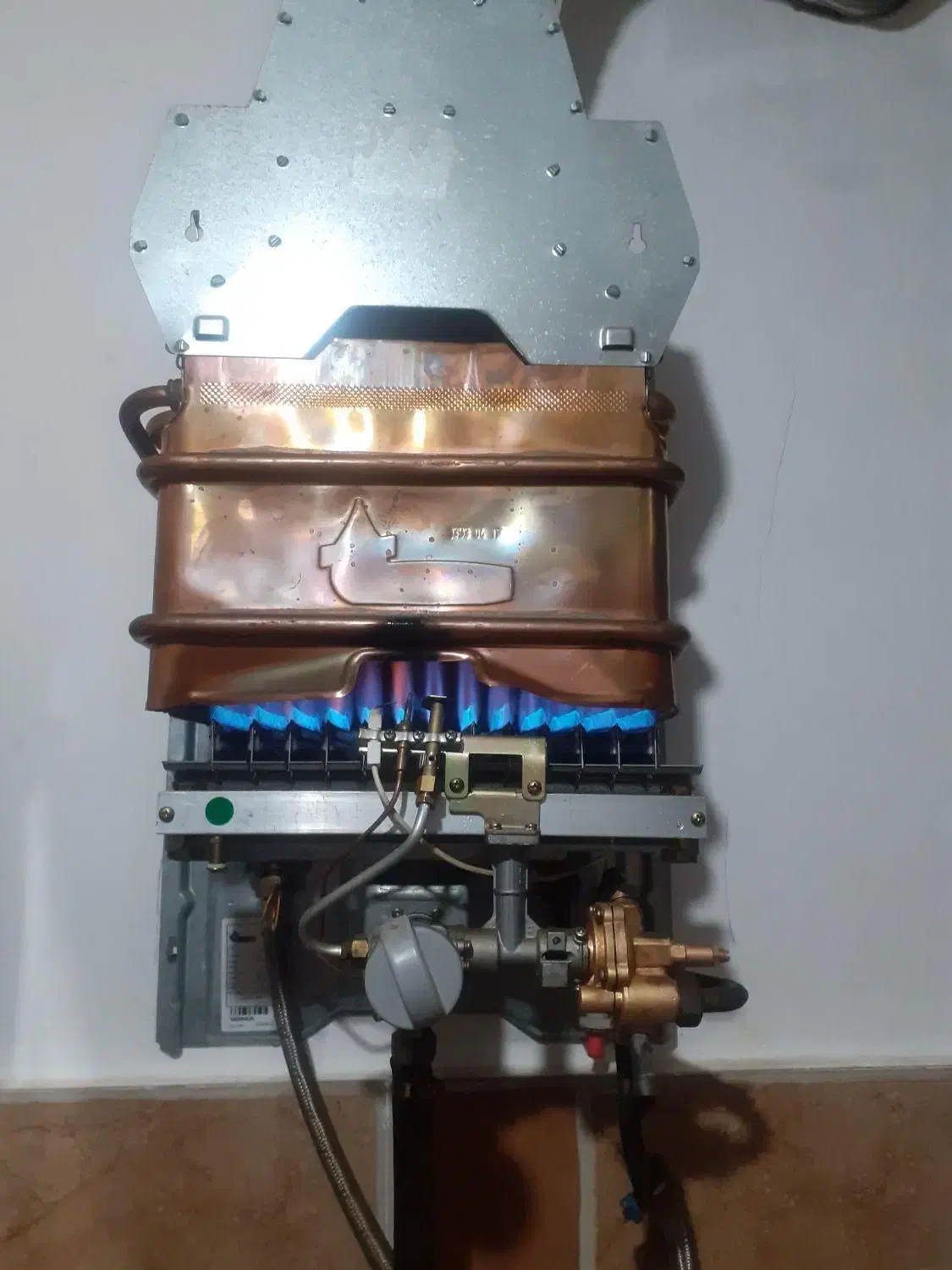 تعمیر آبگرمکن بوتان وبخاری، شیر آلات|خدمات پیشه و مهارت|مشهد, رسالت|دیوار