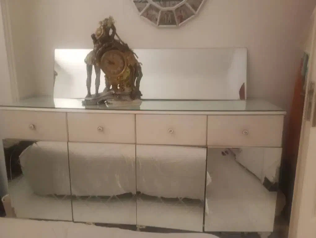 کنسول طول صدو هشتاد س  در حد نو فوری فروشی|مبلمان خانگی و میز عسلی|کیش, |دیوار