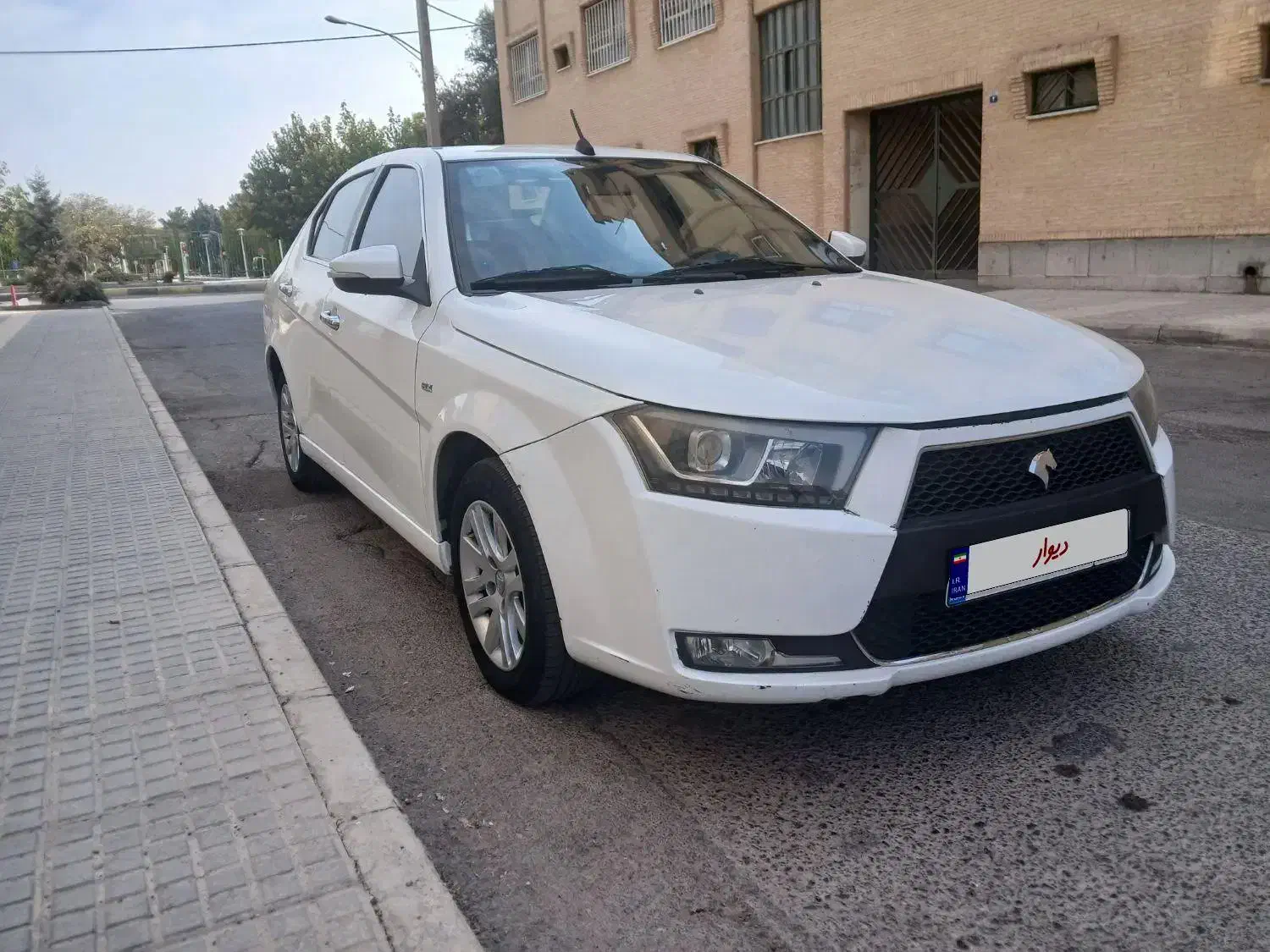 دنا پلاس فول چهار چرخ دیسک استثنایی|خودرو سواری و وانت|اصفهان, کوی امام جعفر صادق|دیوار