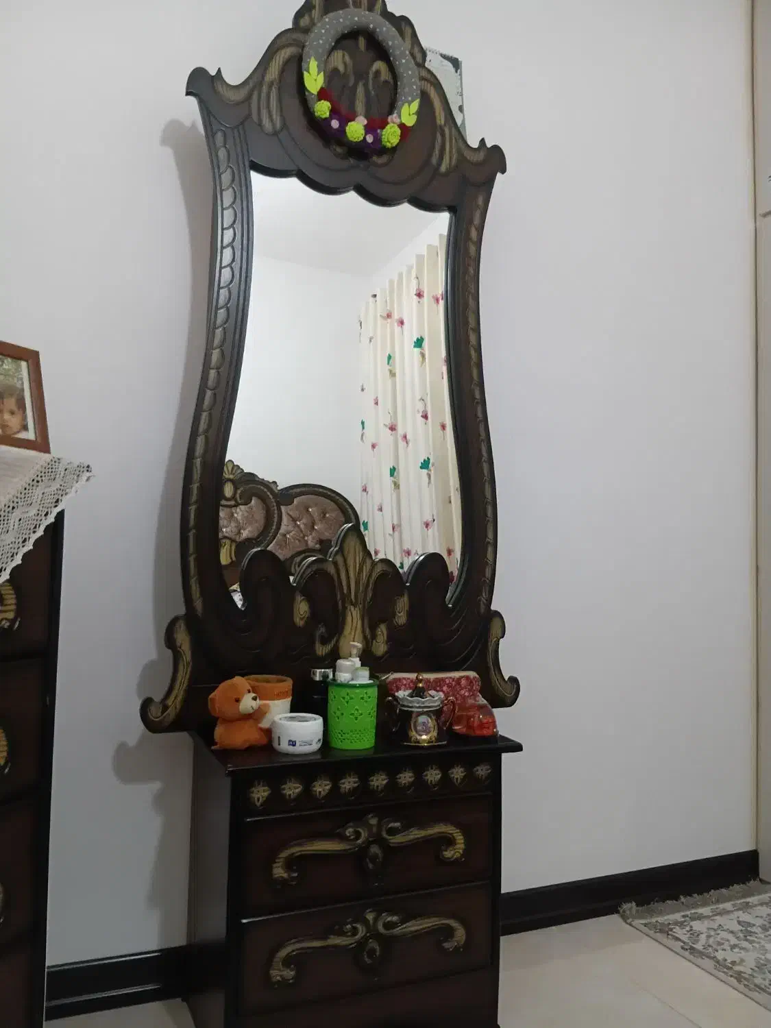 آینه با پاتختی|آینه|ساری, |دیوار