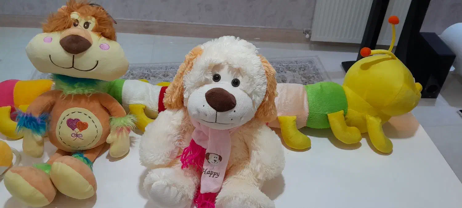 تعدادی عروسک نو خارجی جنس اصل وباکیفیت|اسباببازی بچه|بروجرد, |دیوار