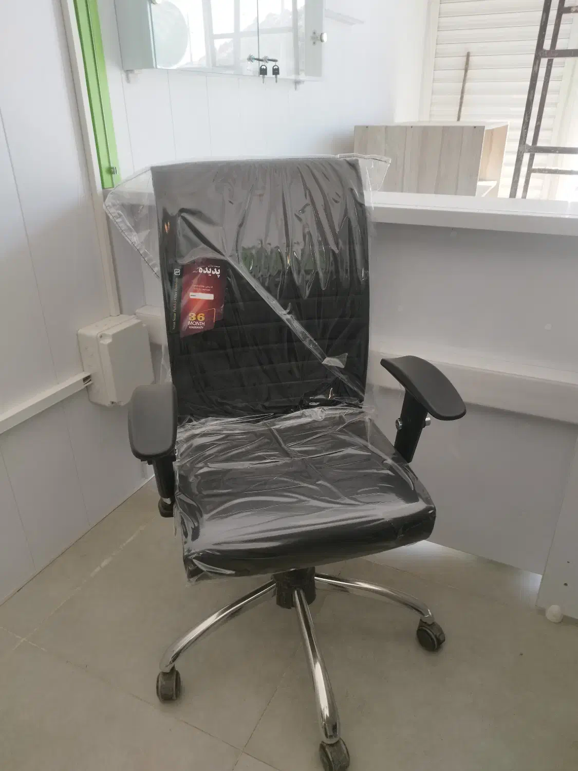 صندلی چرخ دار|صندلی و نیمکت|مرودشت, ژیان|دیوار