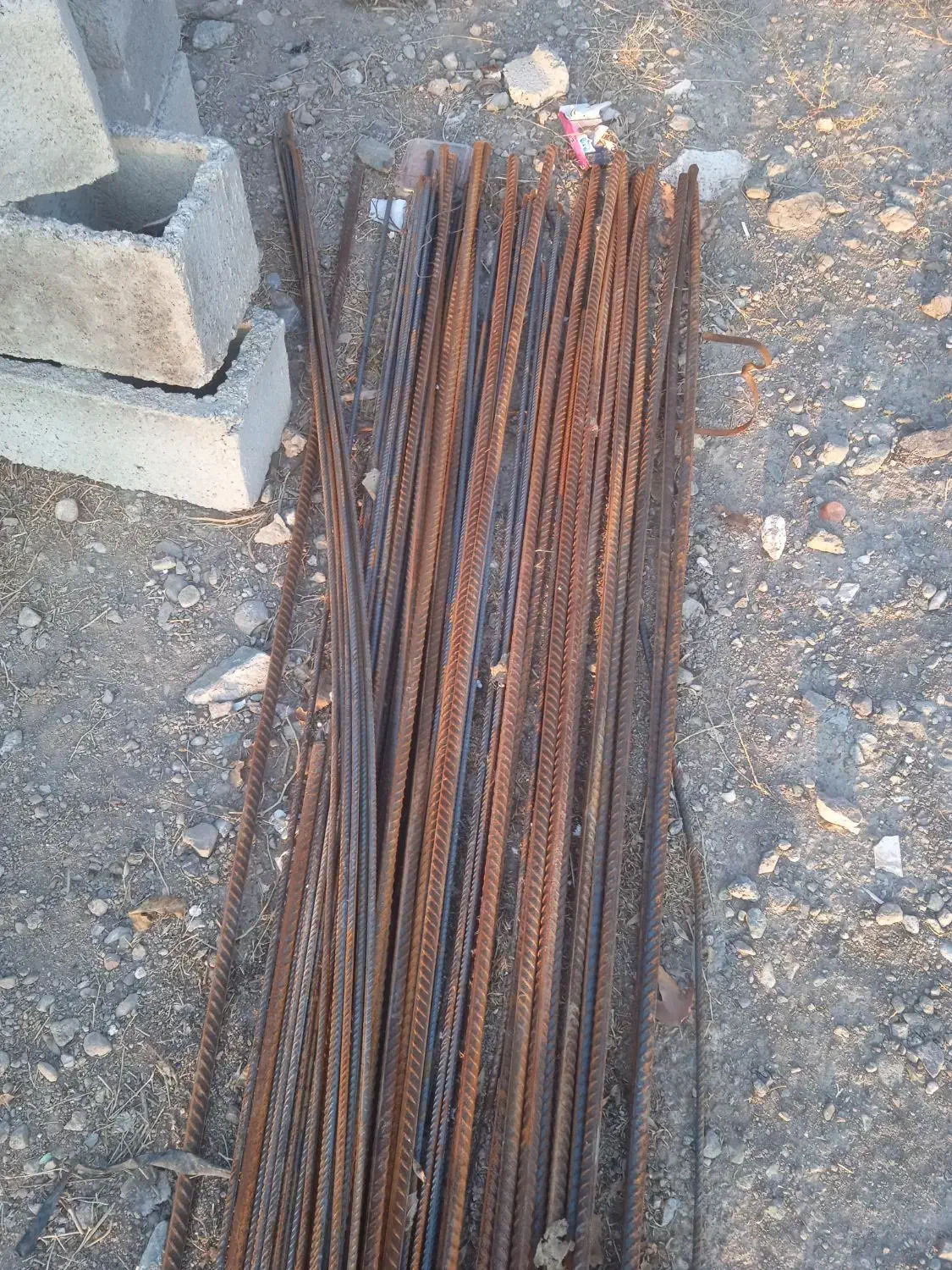 20 شاخه میلگرد شماره 16 و 35 شاخه میلگرد شماره 8|مصالح و تجهیزات ساختمان|قره ضیاالدین, |دیوار