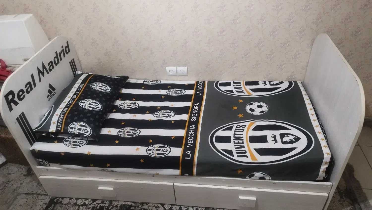 تخت نوجوان با تشکر رویال|تخت و سرویس خواب|تهران, بهداشت|دیوار