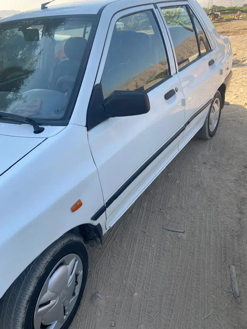 پراید سفید مدل ۹۷بی رنگ شاسی پلمپ|خودرو سواری و وانت|دوگنبدان, |دیوار