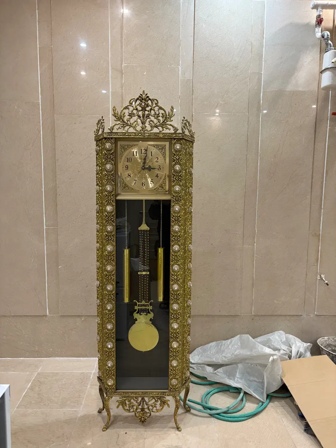 ویترین ساعت برنز|ساعت دیواری و تزئینی|قم, بنیاد|دیوار