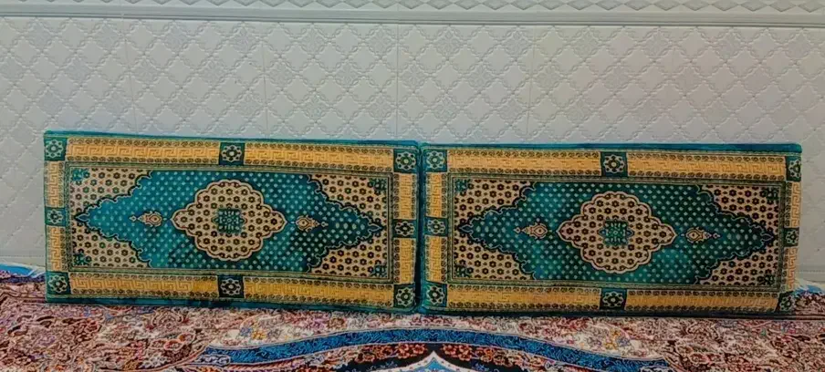 پشتی خوش رنگ مخمل|پشتی|فاضل آباد, |دیوار