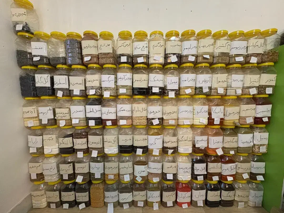 وسایل عطاری موجود است|فروشگاه و مغازه|ملایر, |دیوار