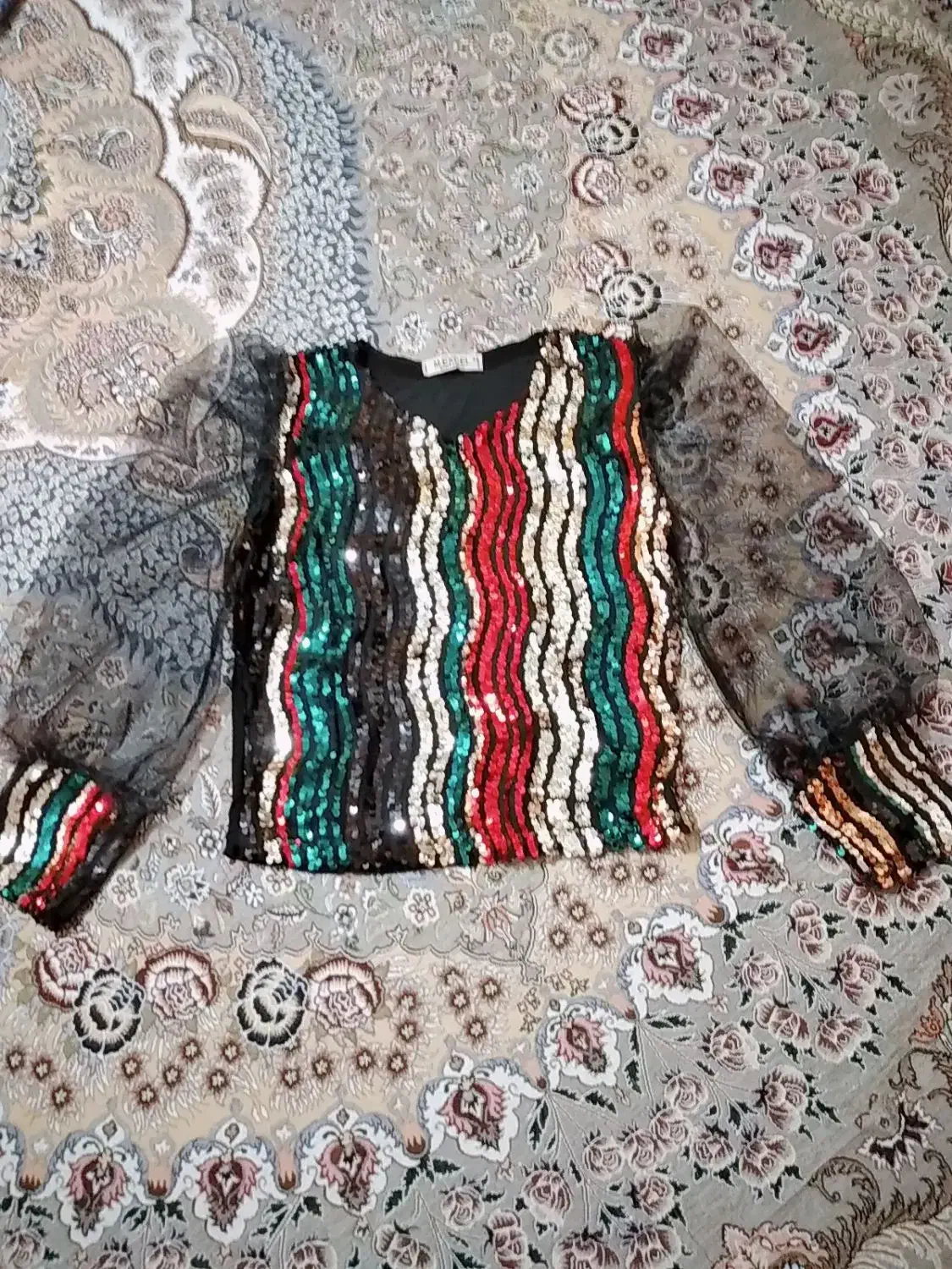 نیم تنه مجلسی|لباس|زنجان, |دیوار