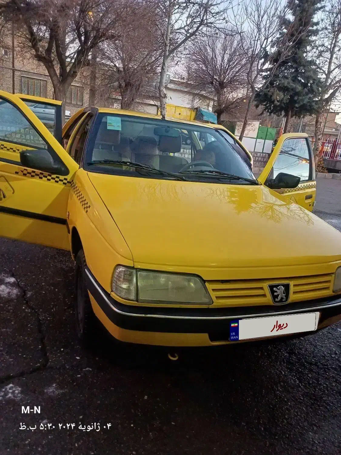 تاکسی پژو ۴۰۵ مدل ۱۴۰۰|خودرو سواری و وانت|بروجرد, |دیوار