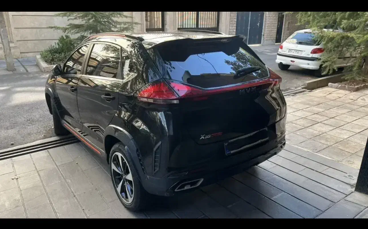 ام وی ام   دنده مشکی x33 کراس|خودرو سواری و وانت|تهران, تهرانپارس شرقی|دیوار