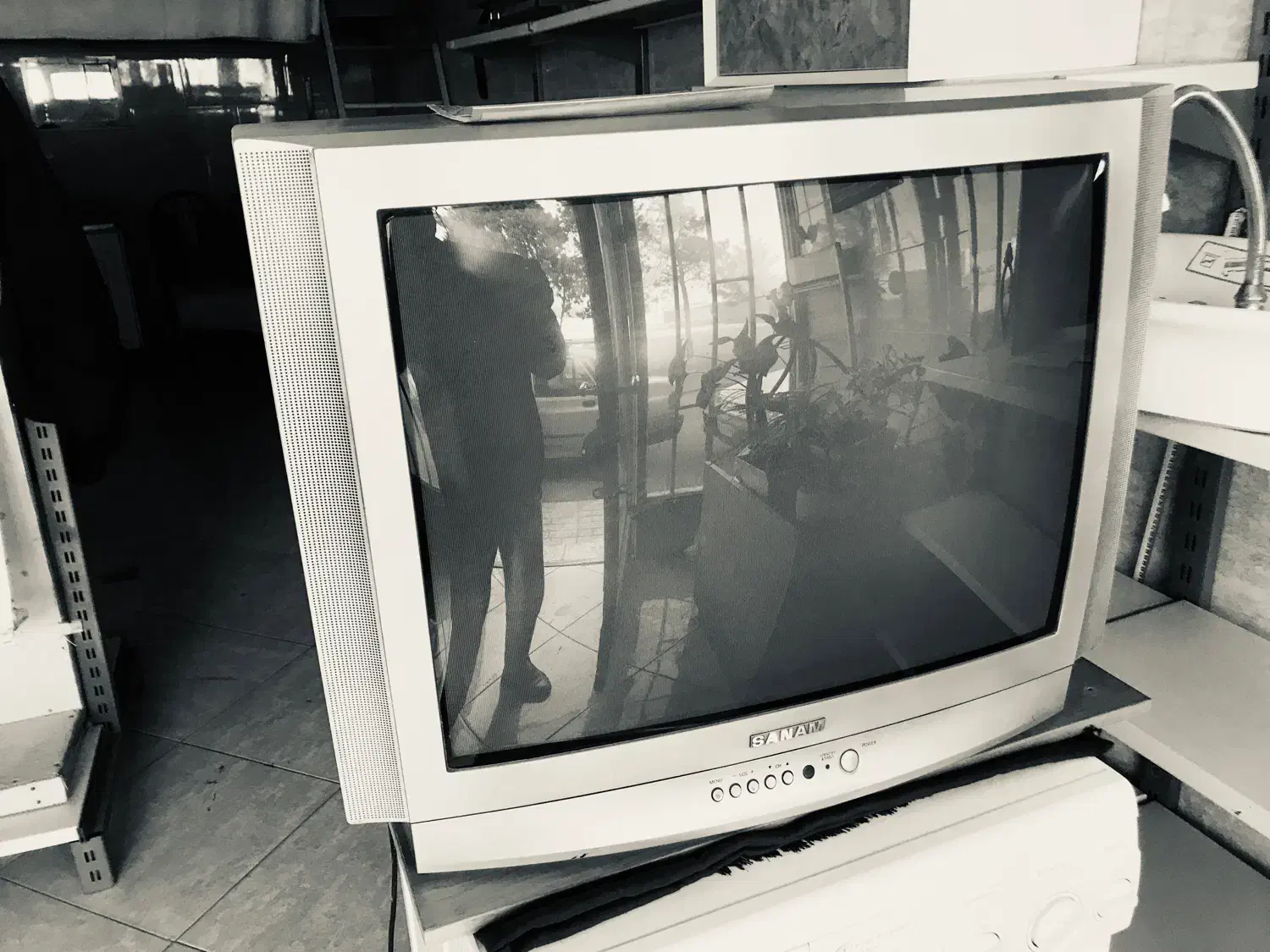 فروش تلوزیون ۲۱|تلویزیون و پروژکتور|فردیس, سپید دشت|دیوار