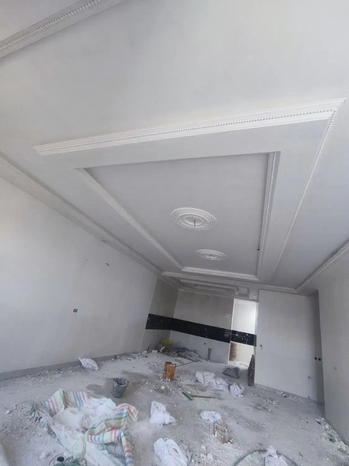 گچ کاری و سیمان کاری|خدمات پیشه و مهارت|زرند, |دیوار