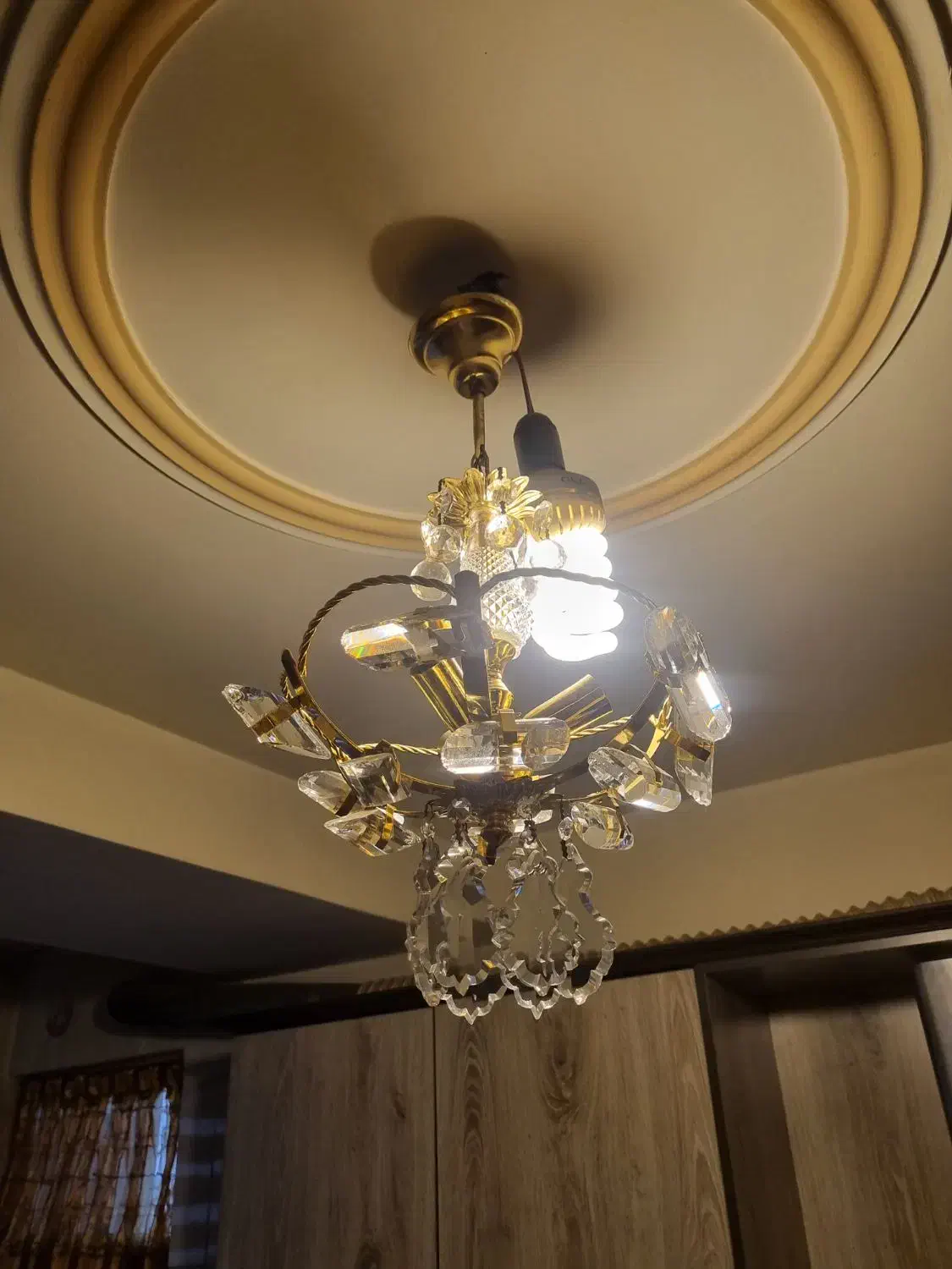 لوستر سه شاخه|لوستر و چراغ آویز|شهریار, شهریار|دیوار