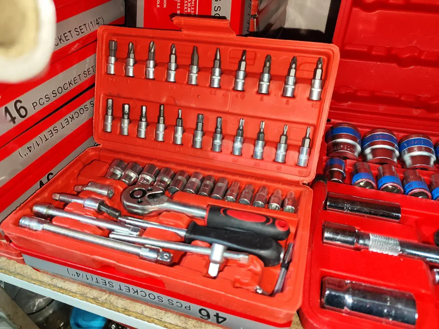 جعبه بکس 46پارچه فقط350و تمامی ابزار ها تک و عمده|ابزارآلات|شیراز, اصلاح‌نژاد|دیوار