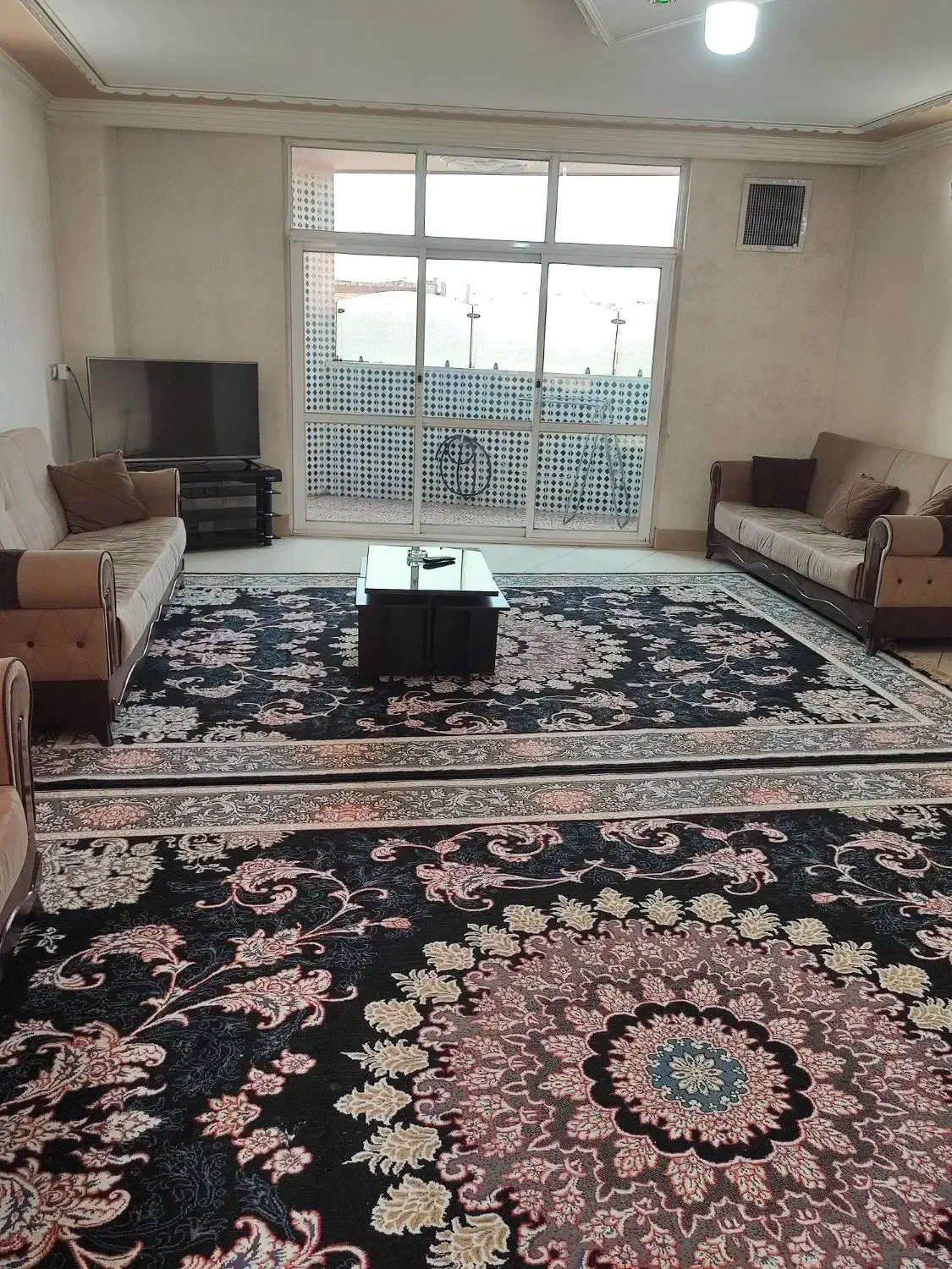 مبله روزانه هفتگی سوییت آپارتمان ویلایی نقش جهان|اجارهٔ کوتاه‌مدت آپارتمان و سوئیت|اصفهان, نقش جهان|دیوار