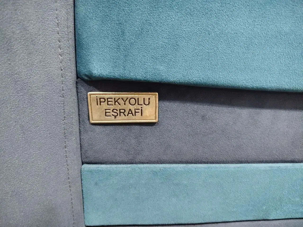 مبل تخت شو|مبلمان خانگی و میز عسلی|زاهدان, |دیوار