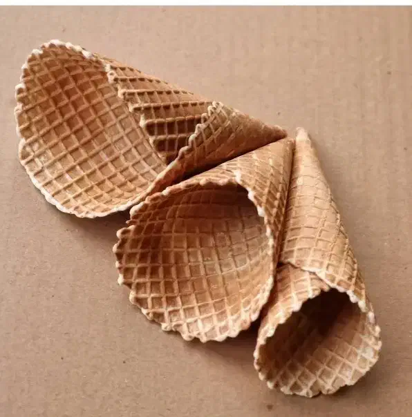 نان بستنی|خوردنی و آشامیدنی|تالش, هشتپر|دیوار