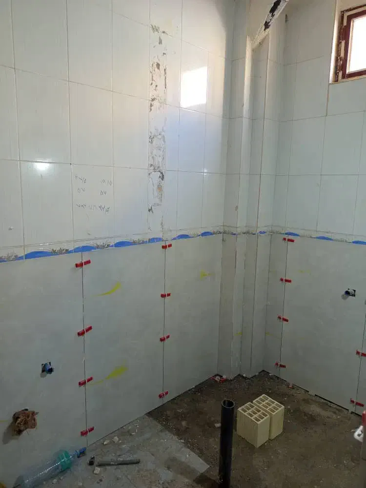 کاشی کاری کاشی کار سنگ کار بین کابینتی|خدمات پیشه و مهارت|بندرعباس, |دیوار