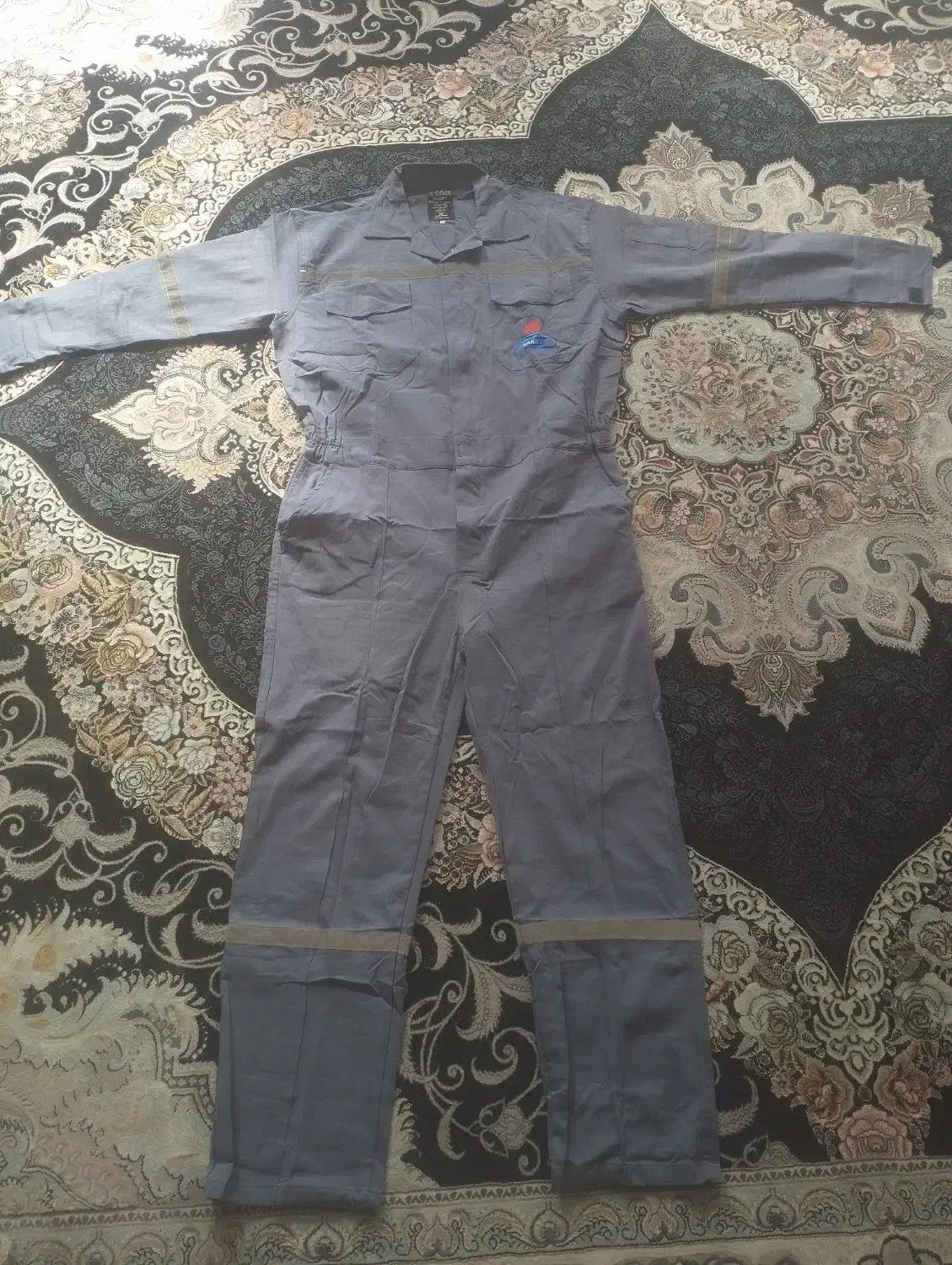 فروشی|لباس|شیراز, کفترک|دیوار