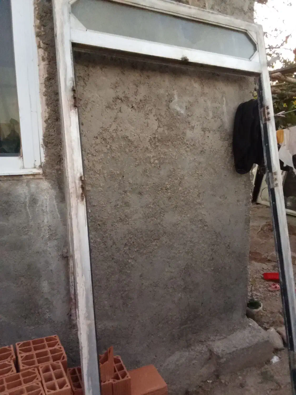 همشیریان  دوعددپنجره یک دانه درب حال همه آلومینیوم|مصالح و تجهیزات ساختمان|بجنورد, |دیوار