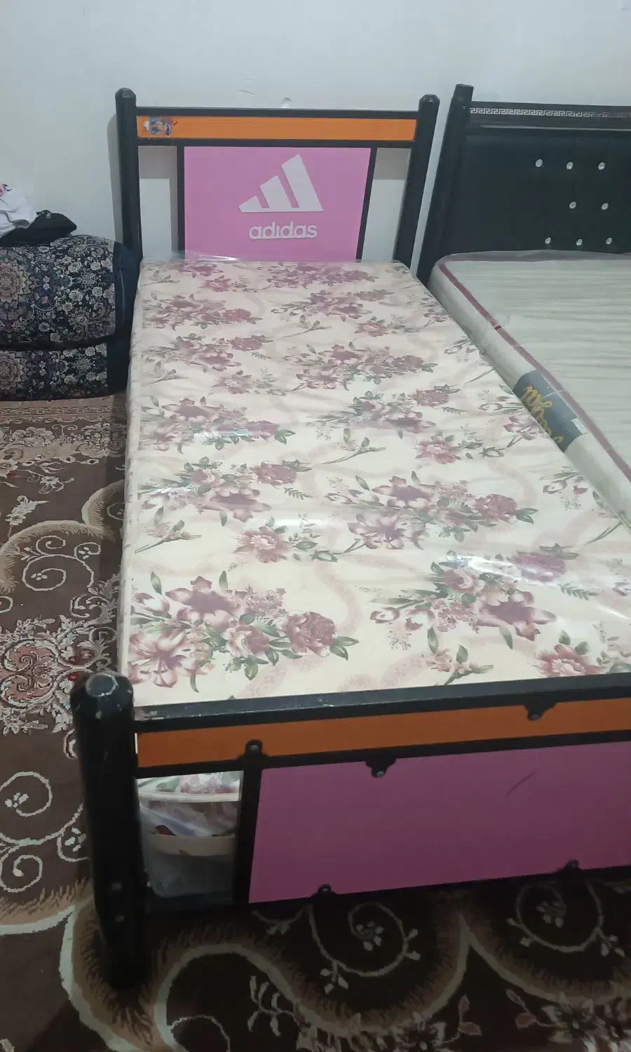 تخت خواب یکنفره|تخت و سرویس خواب|خرم‌آباد, |دیوار