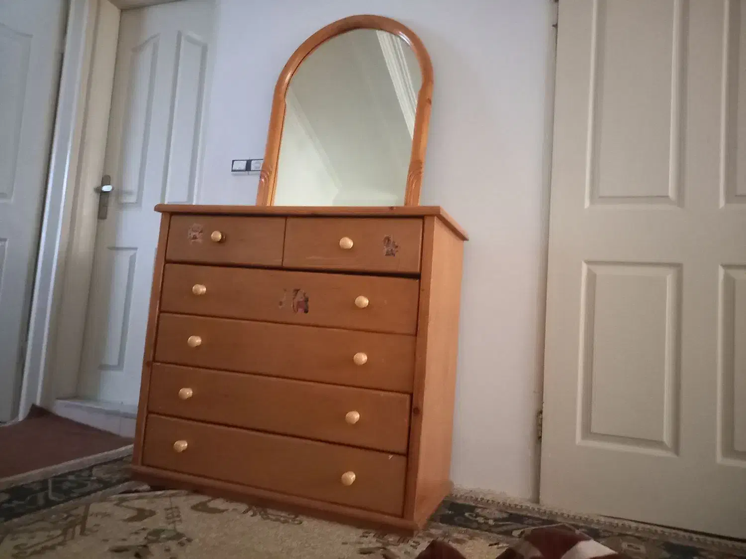 دلاور چوبی سالم|جاکفشی، کمد، دراور|گرگان, |دیوار