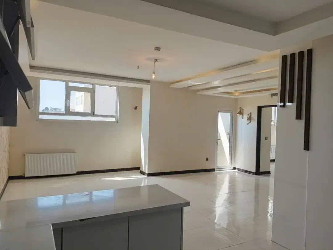 همکف حیاط دار فول اطلسی|اجارهٔ آپارتمان|شاهین‌شهر, ۹ دی|دیوار