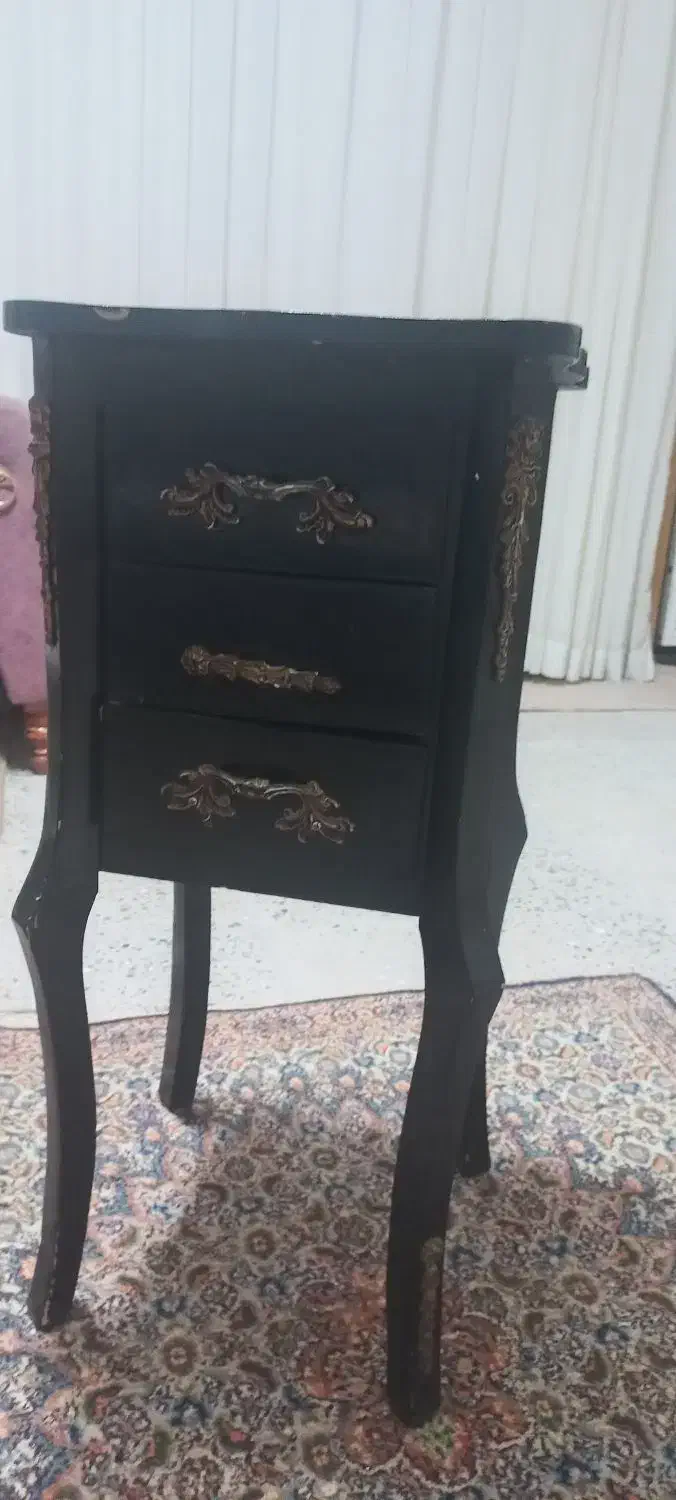 میز تلفن|میز تلفن|بیرجند, |دیوار