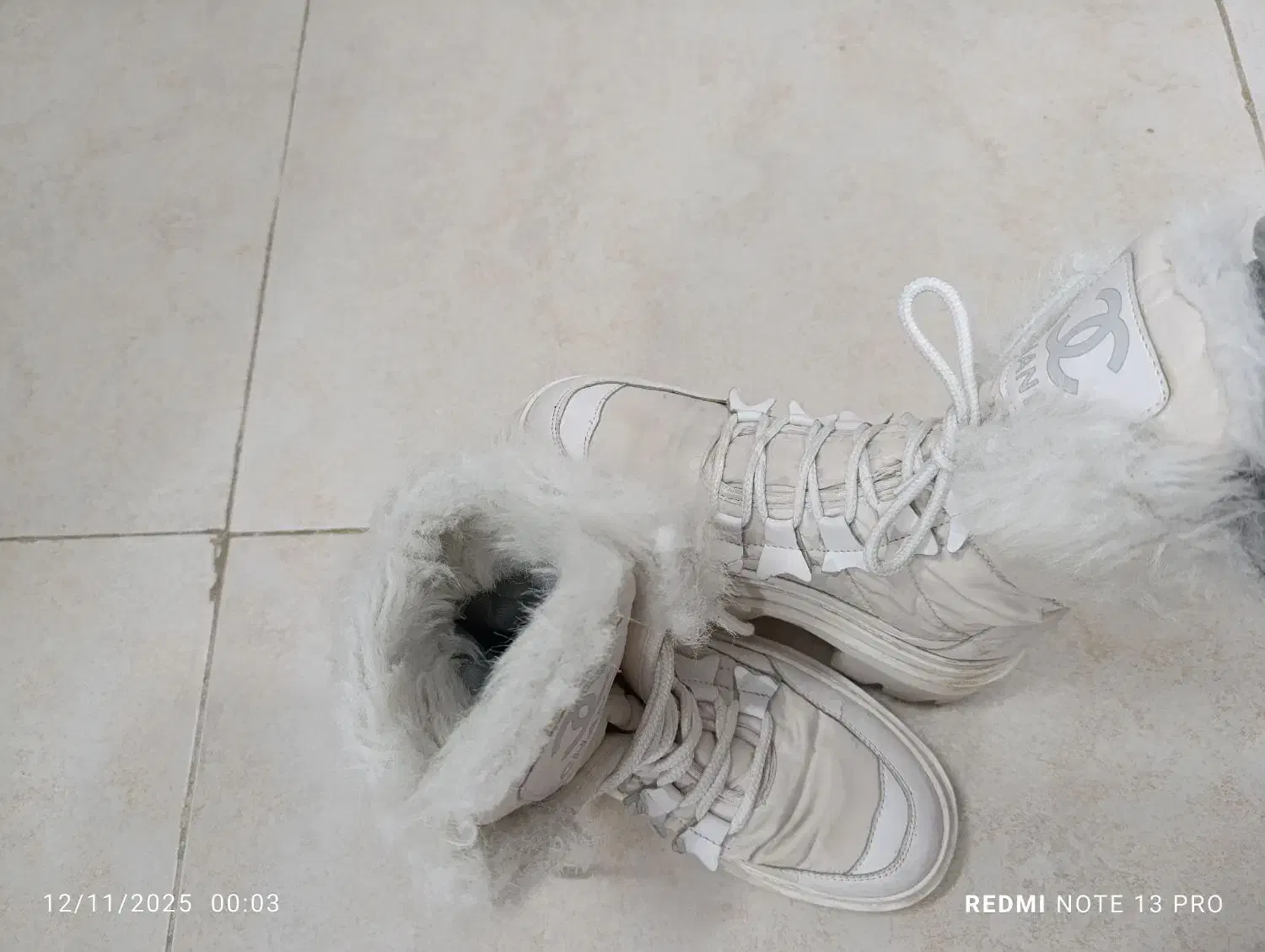 نیم بوت|کیف، کفش، کمربند|بروجرد, |دیوار