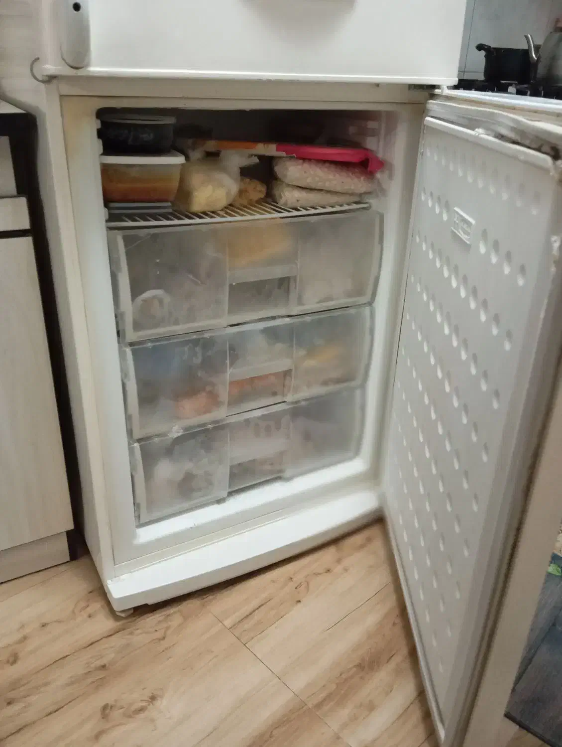 یخچال و فریزر کنوود|یخچال و فریزر|رشت, دروازه لاکان|دیوار