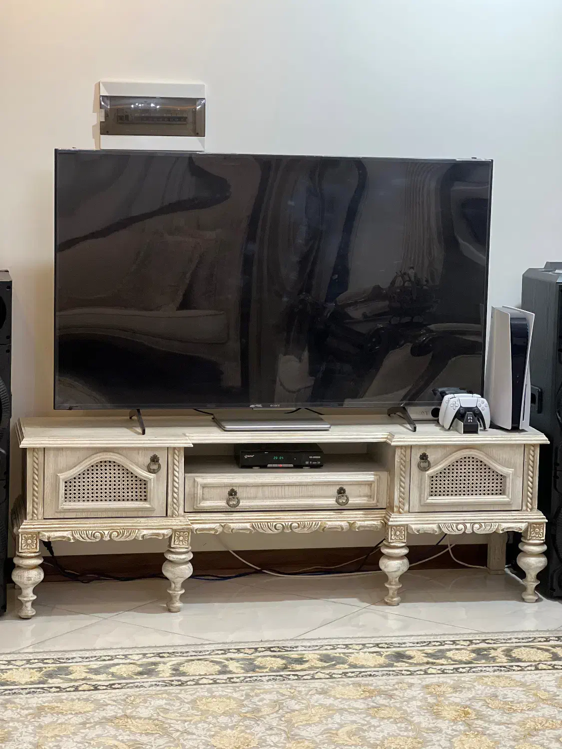 کنسول و میز تلویزیون|بوفه، ویترین، کنسول|تهران, شهرک ولیعصر شمالی|دیوار