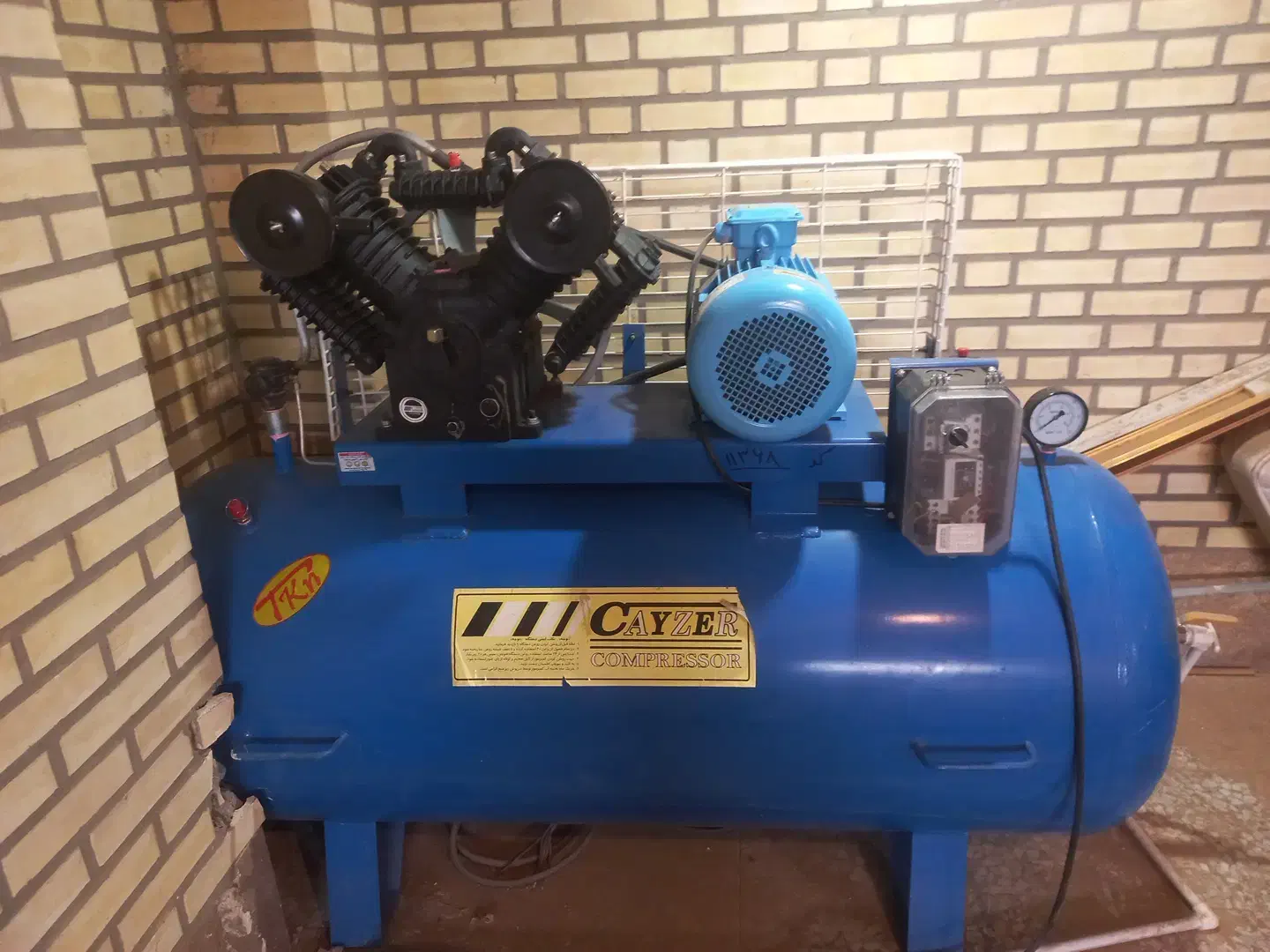 پمپ باد ۱۰۰۰لیتری مکنده|ابزارآلات|قم, بیست متری ولیعصر|دیوار