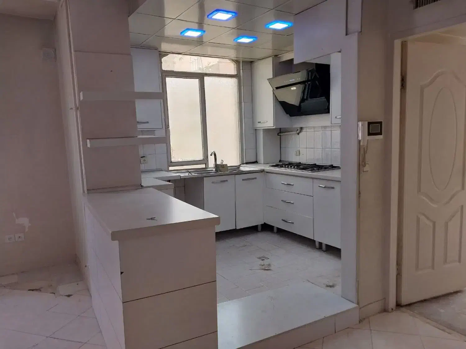 آپارتمان ۸۰متری ۲خواب کوچه کشوری|اجارهٔ آپارتمان|کرج, مصباح|دیوار