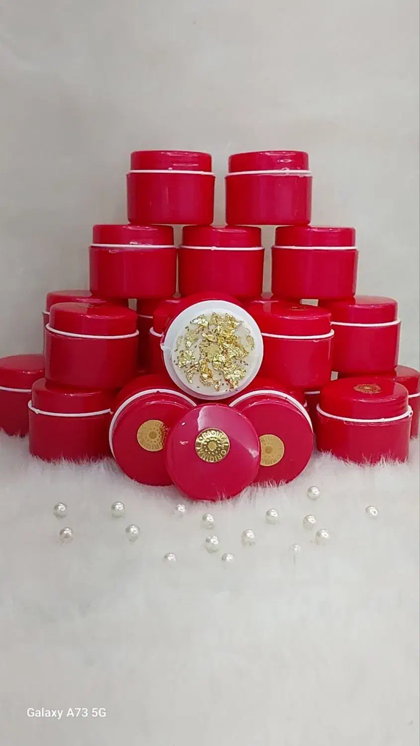 کرم لاکچری فیس|آرایشی، بهداشتی، درمانی|تربت جام, کاریز نو سفلی|دیوار