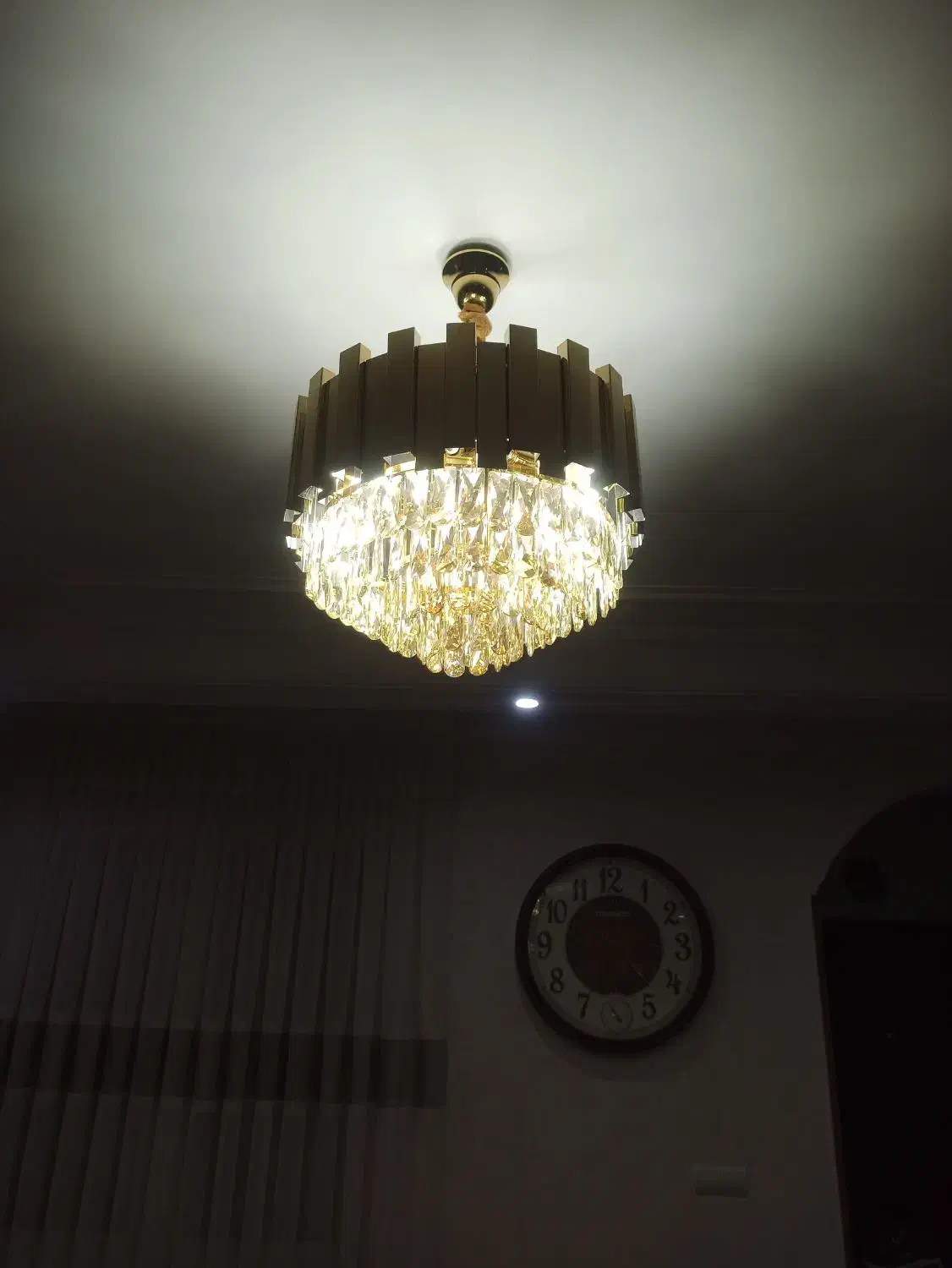 لوستر طرح پیانویی (مجموعه ۴ عددی)|لوستر و چراغ آویز|تهران, جردن|دیوار