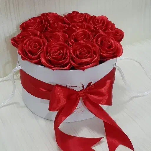 گل رز روبانی|گل مصنوعی|شاهین دژ, |دیوار