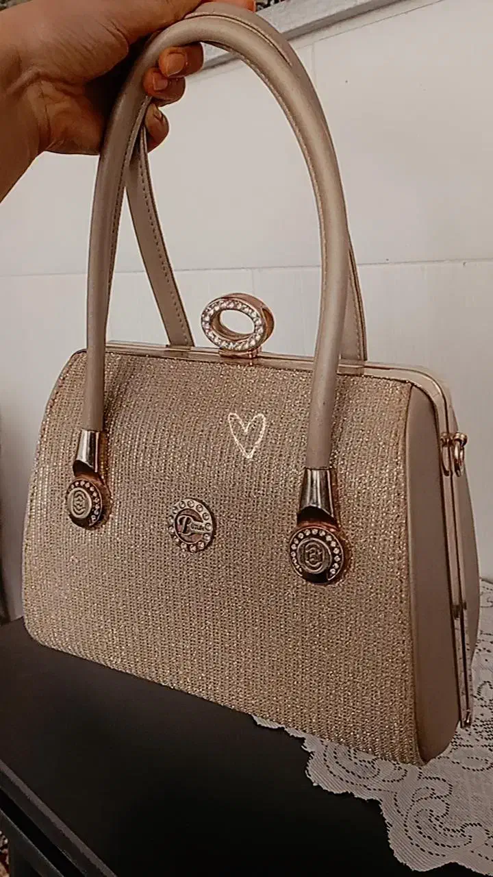 کیف زنانه شیک|کیف، کفش، کمربند|میبد, |دیوار