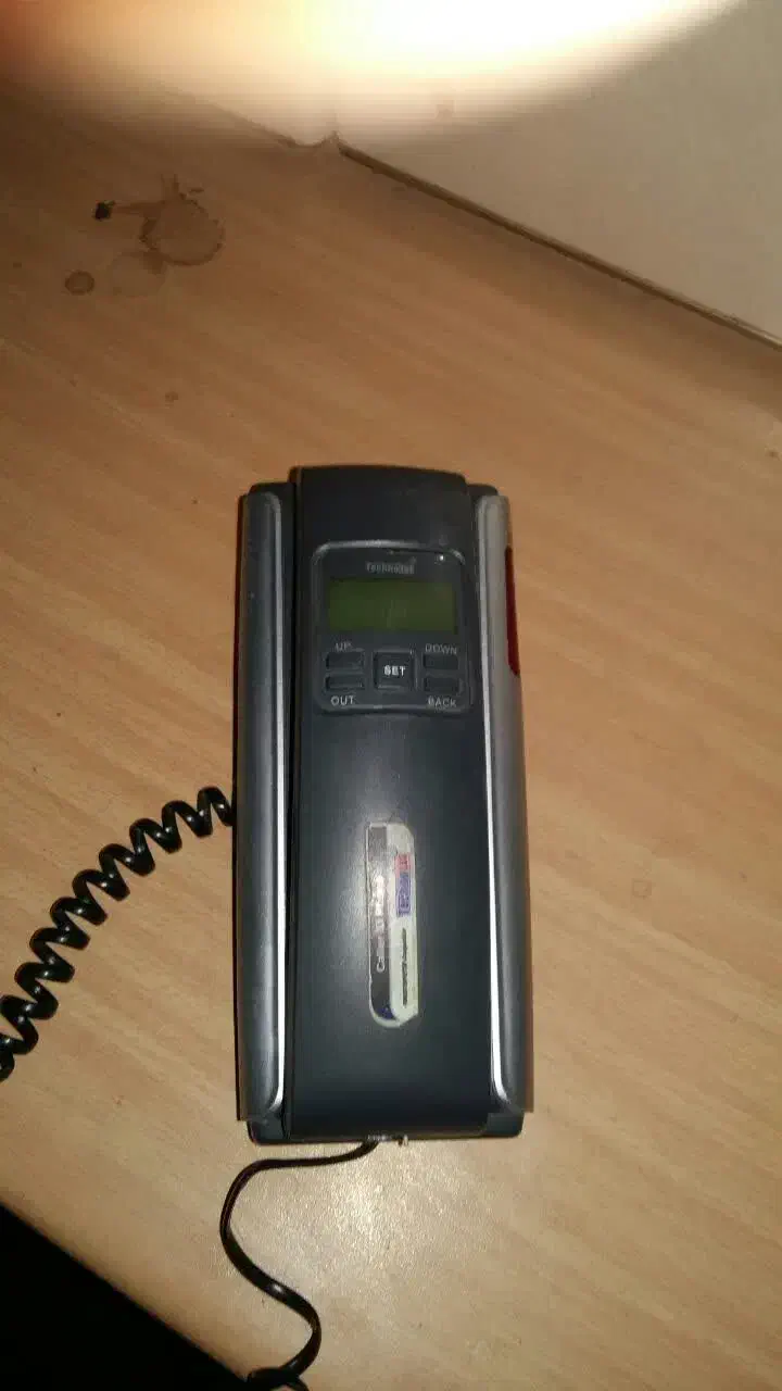 گوشی رومیزی و دیواری|تلفن رومیزی|کاشان, شهرک ۲۲ بهمن|دیوار