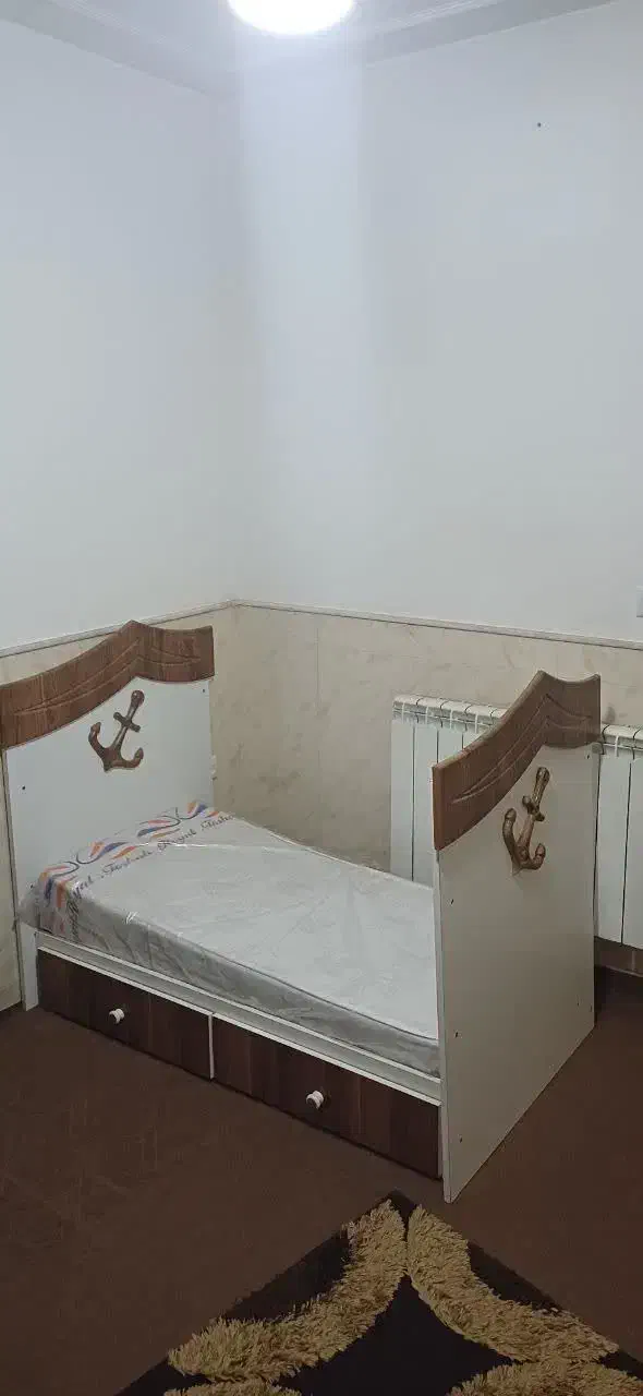 تخت کودک|تخت و صندلی بچه|قم, خاکفرج|دیوار