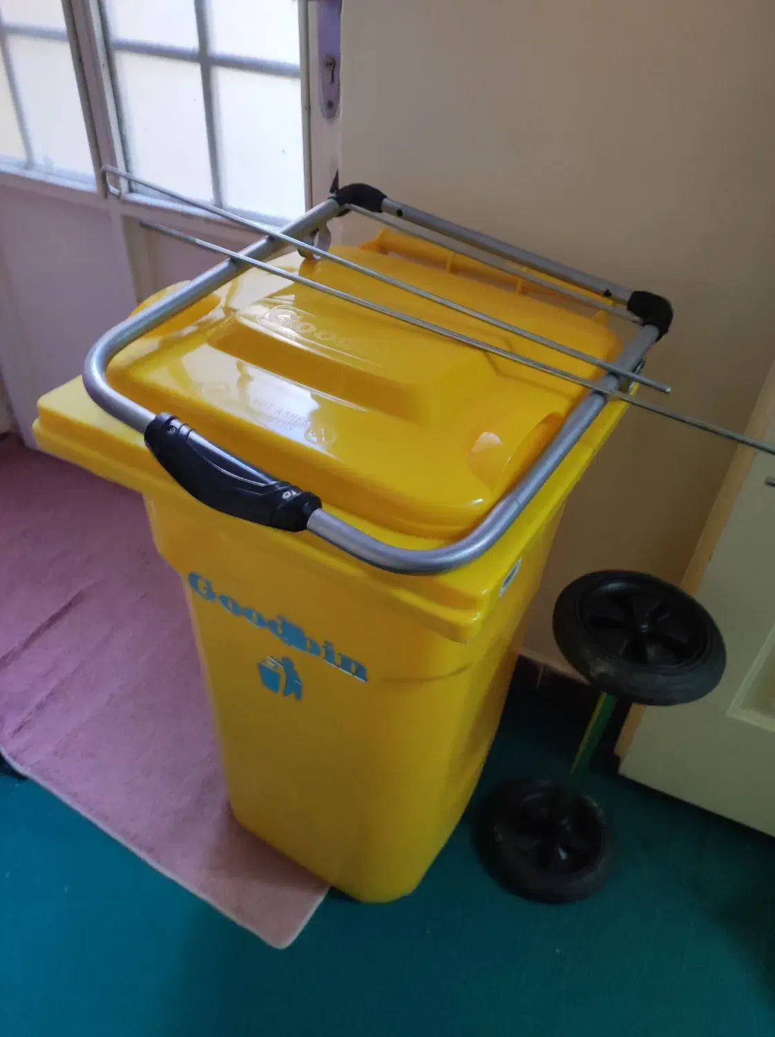 سطل زباله سایز بزرگ گودبین محکم و نو|لوازم نظافت|شوشتر, |دیوار