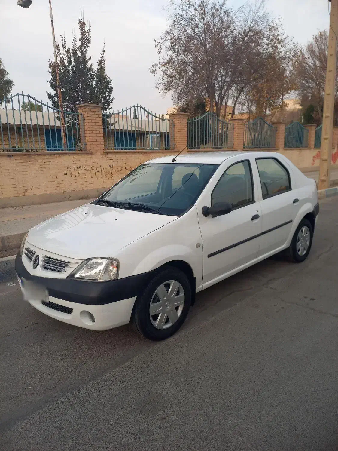 رنو  تندر ال ۹۰  مدل ۸۹|خودرو سواری و وانت|شاهین‌شهر, خانه کارگر|دیوار