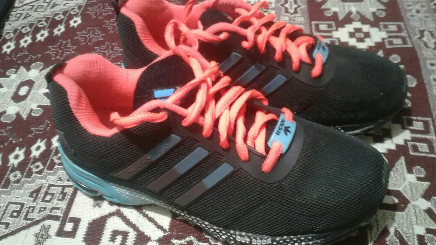 یک جفت کتونی سایر ۳۷ و بت سایز ۳۸|کیف، کفش، کمربند|رشت, سلیمانداراب|دیوار