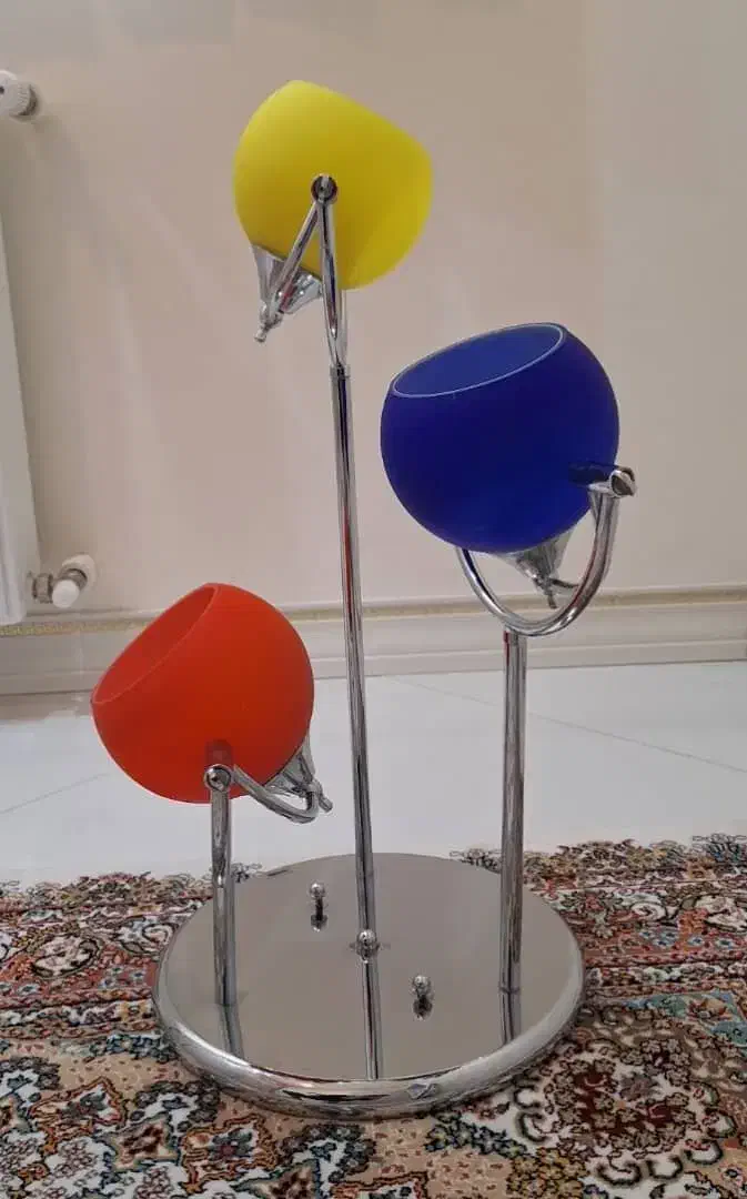 لوستر سه شاخه خارجی.کاملا سالم.۱۲۰۰ تومن|لوستر و چراغ آویز|تهران, جیحون|دیوار