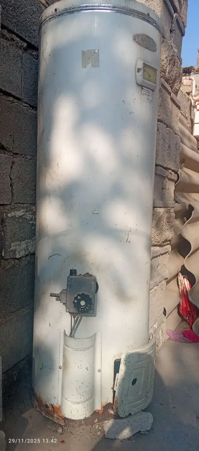 آبگرمکن بزرگ|آبگرمکن، پکیج، شوفاژ|کلاله, |دیوار