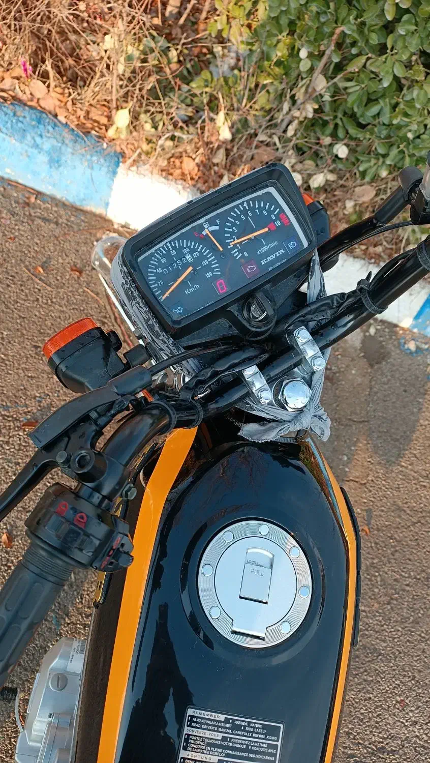 کویر۲۰۰مدل۱۴۰۳|موتورسیکلت|لنجان, |دیوار