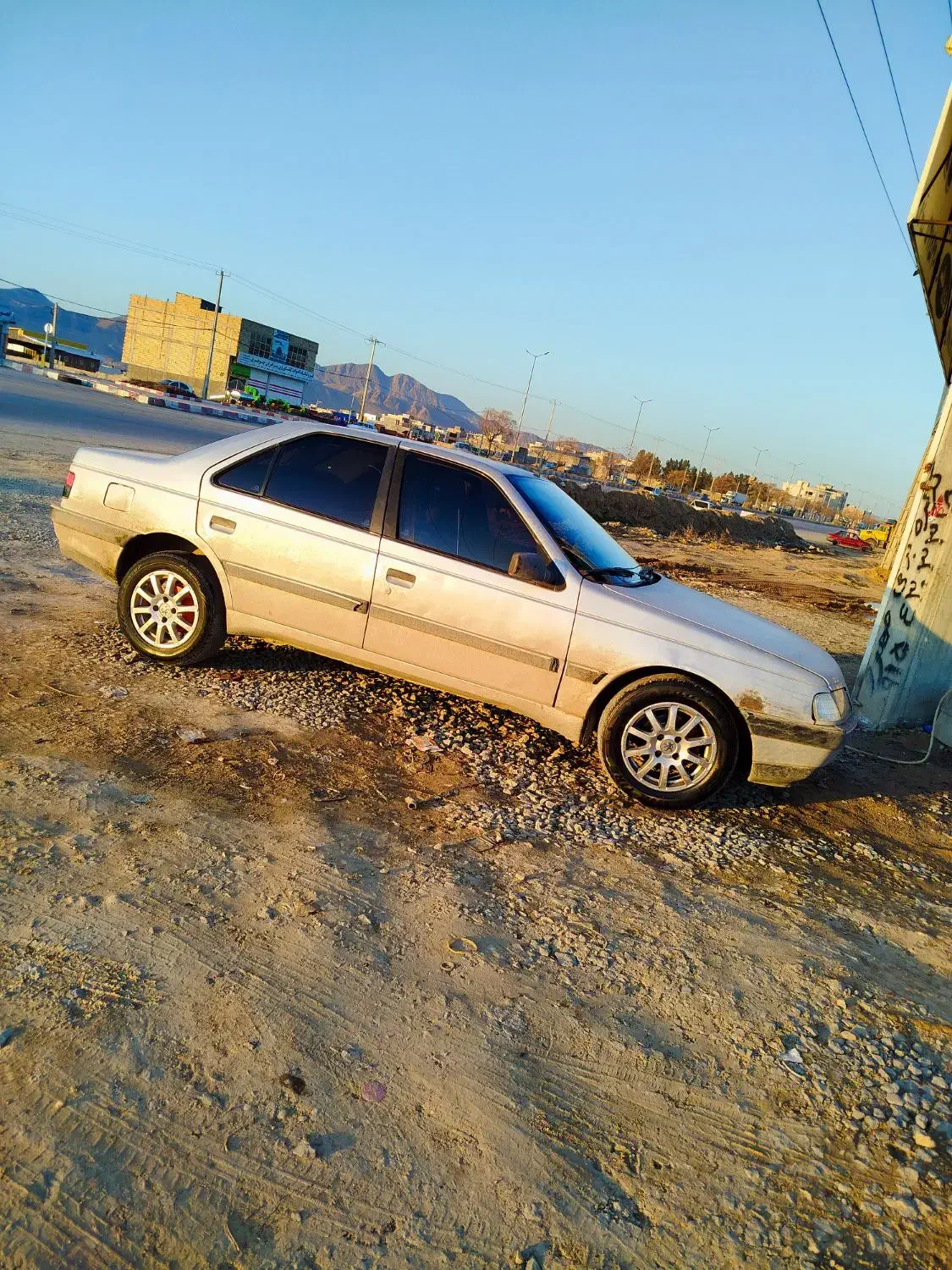 فروشی|خودرو سواری و وانت|آشخانه, |دیوار