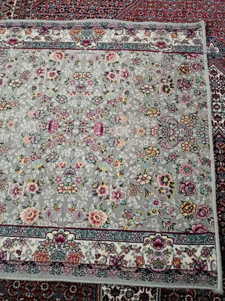 فرش کناره ریز گل فیلی رنگ|فرش|زنجان, |دیوار